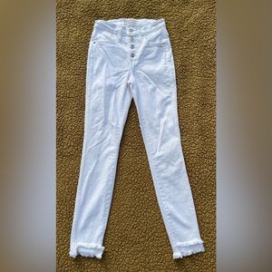 MADEWELL 10” HIGH RISE SKINNY WHITE DENIM JEANS. BUTTON FLY. SIZE 23